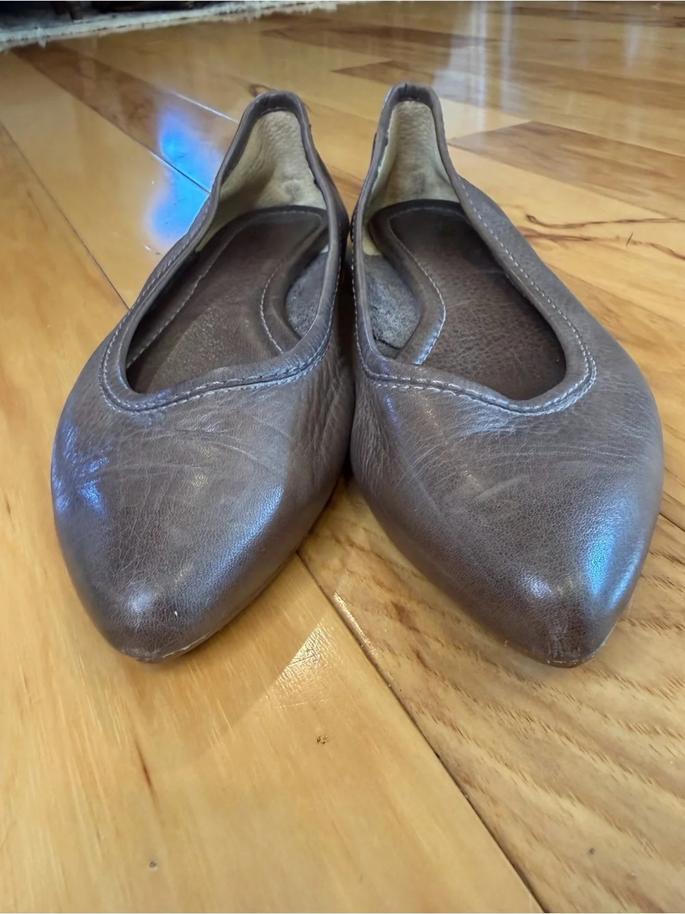 FRYE Regina Grey Leather Pointed Toe Ballet Flats Whipstitch Back Heel Tie 7.5